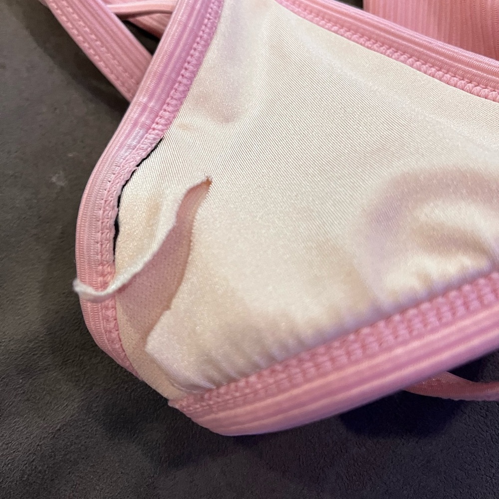 ⭐️5/$25⭐️ Pacsun Pink Bikini Top - Picture 3 of 3